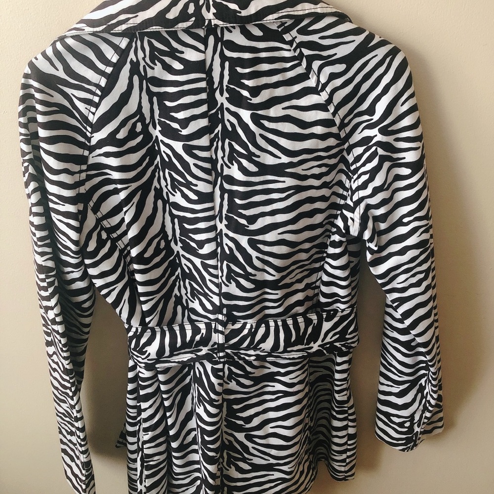 🦓ZEBRA Pattern Belted Trench Coat Jacket 🖤🤍 - Picture 6 of 8